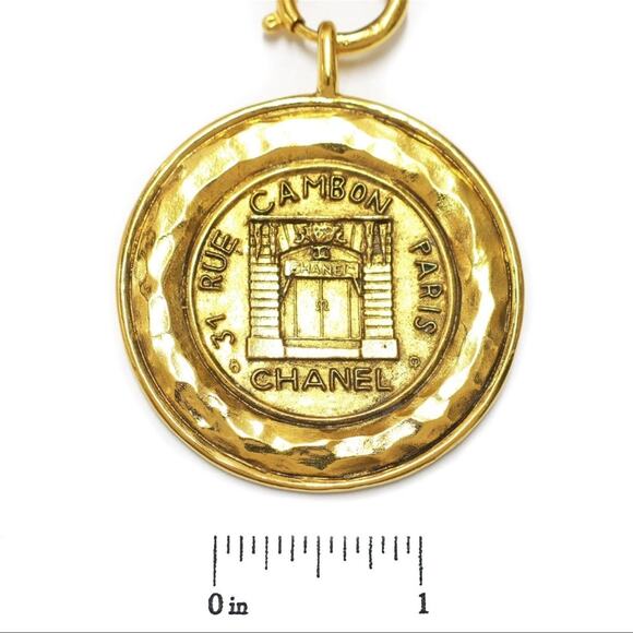 💃CHANEL Gold Plated CC Logos Cambon Charm Vintage Necklace Pendant - Picture 3 of 6